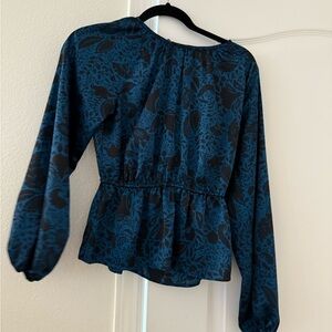 Ann Taylor Elegant Blue Floral Women's Top